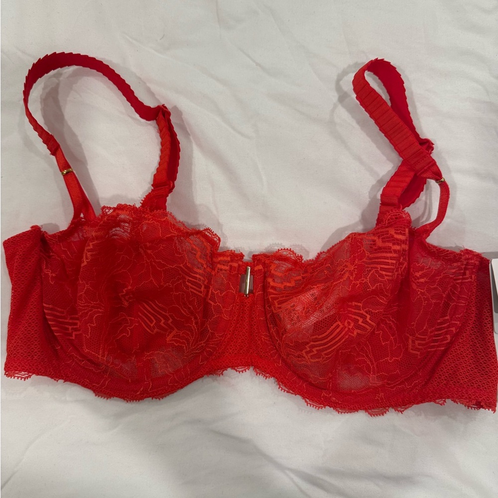 Red Lace Full Coverage Underwire Bra